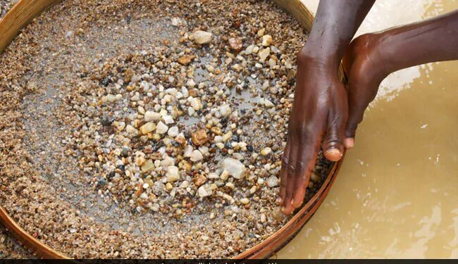 Farmer Hits Jackpot 6th Time In 2 Years Mines Another Rs 30 Lakh Diamond In Madhya Pradesh