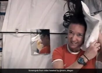 How Do Astronauts Wash Their Hair While Aboard International Space Station See Viral Video