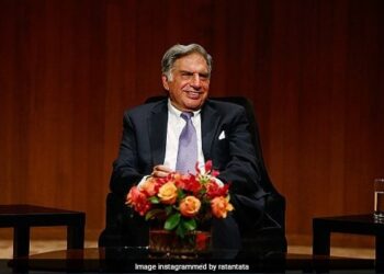 Fake News Ratan Tata Clarifies On Link Liquor Sale To Aadhar Quote