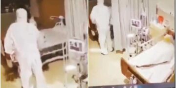 After Seeing Doctor In Ppe Kit Patient Shocked Video Goes Viral On Social Media
