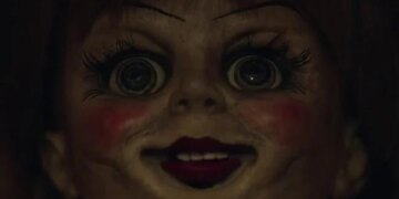 For Watching Horror Films Us Company To Pay A Person 95 Thousand In October