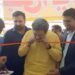 Pakistani Minister Cutting Ribbon Video Went Viral On Social Media – Viral Video- पाकिस्तानी के मंत्री ने दांत से काटा फीता, लोगों ने कहा