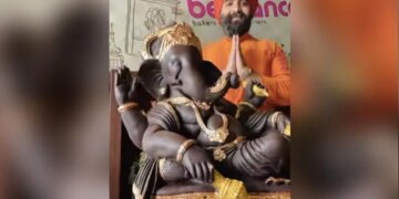 Ganesh Chaturthi 2021 Chefs Create Chocolate Ganesh Idol Weighing Over 200 Kg People Amazed To See It Watch Video