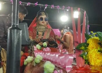 The Bride Went To Her In-laws House On A Tractor, Watching The Video, People Said – This Is A Ruckus – ट्रैक्टर पर चढ़कर दुल्हन चली ससुराल, वीडियो देख लोगों ने कहा