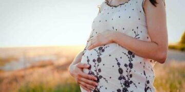 US Woman Becomes Pregnant While Already Pregnant, Gives Birth To Twins Know More Details In Hindi