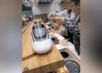 Video Of Bullet Train Serves Food At A Restaurant Is Goes Viral On Social Media