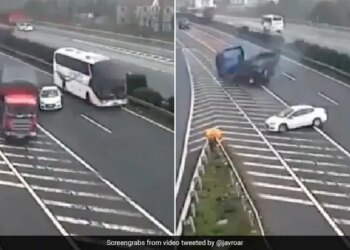 Shocking Car Accident On Highway Video Is Going Viral Internet Scared To See This Hair Raising Video