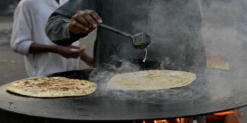 Paratha Kha Raha Hoon: Uber Drivers Honesty Wins Internet Know More Details – आप आ रहे हैं न? जवाब में उबर ड्राइवर ने कहा