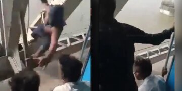 Thief Snatched Passenger Mobile From Moving Train Over The Bridge In Begusarai Bihar Viral Video Of Mobile Snaching