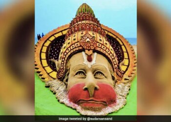 Sand Artist Sudarshan Patnaik Made Art Of Lord Hanuman, People Said – Very Beautiful
