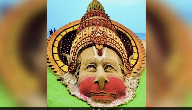 Sand Artist Sudarshan Patnaik Made Art Of Lord Hanuman, People Said – Very Beautiful
