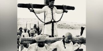 This Picture Of Akshay Kumar Is Going Viral, Users Are Removing A Flaw In It, Will You Be Able To Find It?