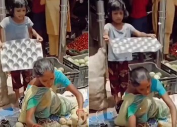 Mother Daughter Emotional Video | Daughter Heart Melted After Seeing Mother Hard Work In Hot Weather