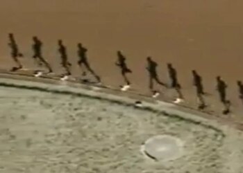 The Eyes Will Be Shocked To See The Video Of These Runners, The Shadow Looks Many Times Bigger Than The Human