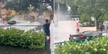Seeing The Car Moving In The Flood Water People Started Making VIDEO