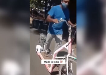 चक्के तो हैं लेकिन नहीं है पैडल, ट्रेडमिल की तरह चलती है यह जुगाड़ की साइकिल, देखें VIDEO