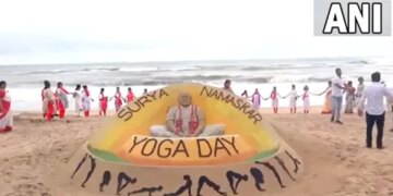 Sand Artist Sudarshan Patnaik Gave A Special Gift To PM Modi On The Occasion Of International Yoga Day