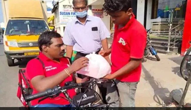 Countrys First Wheelchair Food Delivery Boy Ganesh, Who Did Not Compromise With The Situation – देश के पहले व्हीलचेयर फूड डिलीवरी ब्वॉय गणेश, जिन्होंने नहीं किया हालात से समझौता