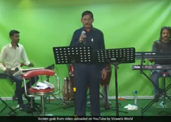Man Singing Yeh Dosti Hum Nahi Todenge In Disembodied Voice Will Make You Laugh People Gave Funny Reactions See Viral Video – ये दोस्ती हम नहीं तोड़ेंगे…शख्स ने ऐसे गाया, सुनकर लोगों ने कहा