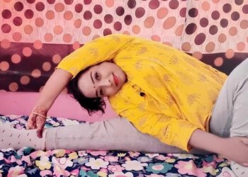 Rafia, The Countrys First Muslim Yoga Teacher, Loves Yoga Despite The Issue Of Fatwa