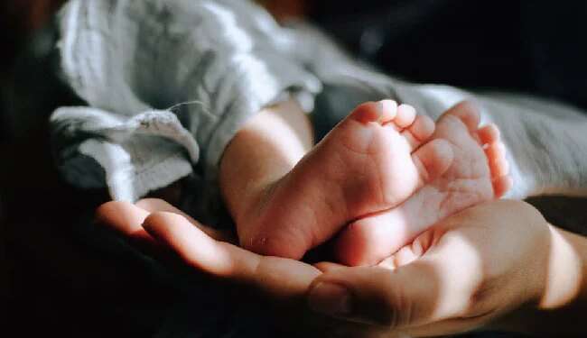 Girl Goes To Toilet With Stomach Pain Gives Birth To Baby In UK