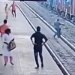 The Man Fell On The Track, The Railway Employee Saved His Life By Jumping On The Track, Watch The Heart-wrenching Video