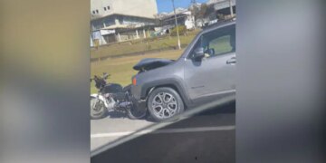 Never Seen Before Hit And Run Case Car Hit The Bike Got Stuck Kept On Dragging Motorcycle Still Attached To Hood Shocking Video