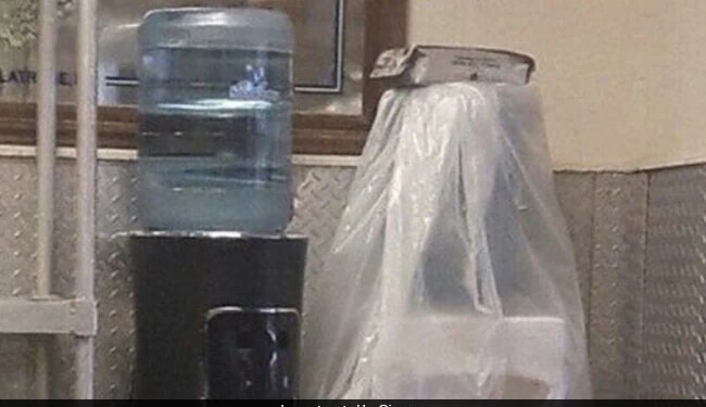 Viral Pic Of Two Water Coolers That Look Like Bride And Groom Internet Cheers Old Pic Goes Viral