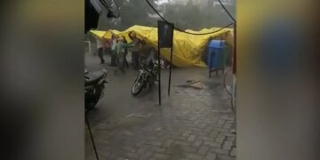 Amidst Heavy Rain Baraati Came Out Under Tirpal In Indore Madhya Pradesh Wedding Procession Video Viral