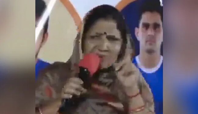 मां ने कहा- '25 साल में बच्चे बड़ा होते हैं, लापरवाही के कारण 25 सेकंड में जान चली जाती है', देखें वायरल वीडियो