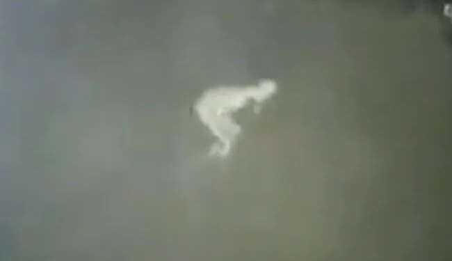 Viral Video :Aliens Have Come To Earth, Moving Video Of Aliens Captured In CCTV, Which Will Be Scared To See