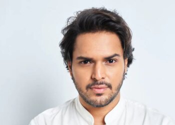 डिजिटल पढ़ाई के जरिए दुनिया को जीत रहे हैं समर्थ बजाज, लोगों के लिए प्रेरणा हैं