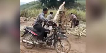 Viral Video Of Extracting Sugarcane Juice In An Inovative Way, Watch Video