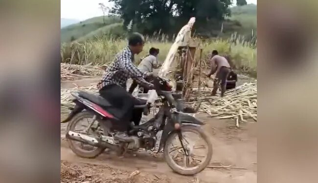 Viral Video Of Extracting Sugarcane Juice In An Inovative Way, Watch Video