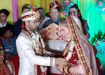 Indian Groom And Russian Bride Four Countries Guest Attend Wedding Ceremony In Kushinagar Uttar Pradesh