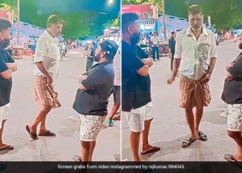 Man Impressive Dance Moves On Prabhu Deva Song Internet Amazed Watch Viral Video – शख्स ने लुंगी पहनकर प्रभु देवा के गाने पर किया गजब डांस, देखने वालों की लगी भीड़, बोले