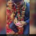 Bride Groom Feel Shy After Seeing Gift Given By Friend Then What Happened Next See Funny Wedding Video – दोस्तों ने दिया शादी का गिफ्ट, खोलते ही शर्म से पानी-पानी हुआ दूल्हा, दुल्हन भी हंसते-हंसते स्टेज पर हुई लोटपोट