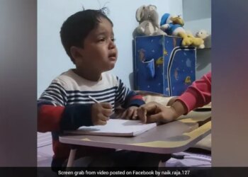 Child Crying When Mother Scolding Him For Not Studying Child Funny Conversation With Parents While Crying See Viral Video