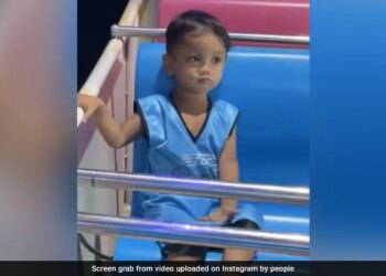 Child Sitting Alone On An Amusement Park Ride Internet Says Parenting Fail See Viral Video – पार्क में अकेले बैठकर झूला झूलते नज़र आया छोटा बच्चा, Video देख भड़के लोग, बोले