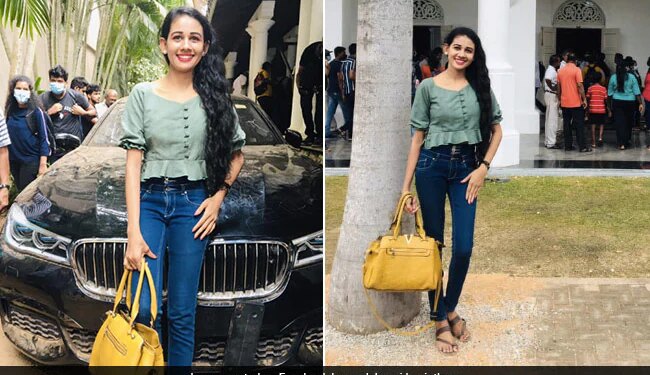 Sri Lankan Woman Photoshoot At Sri Lanka President Palace Goes Viral Amid Massive Protests – श्रीलंका के राष्ट्रपति महल में विरोध प्रदर्शन के बीच महिला ने जमकर कराया फोटोशूट, लोग बोले