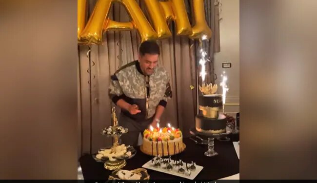 Today Is The Birthday Of Bahubali Of Cricket, Mahi Celebrated His Birthday Like A King, People Are Congratulating