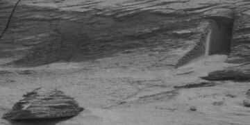 Aliens Home Found On Mars! NASA Shares Picture, Do Aliens Really Live There?