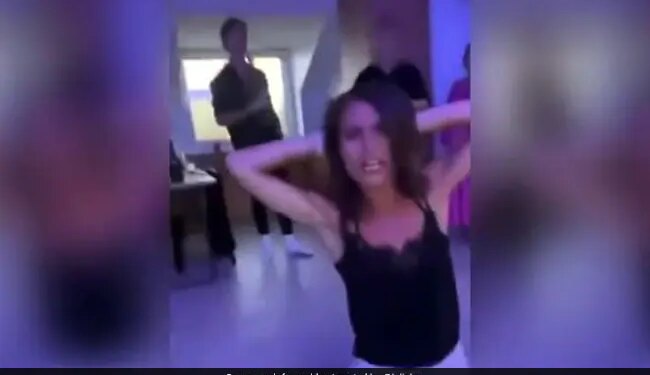 Leaked Video Of PM Dancing In Private Parties Goes Viral In Finland – Viral Video : पार्टी में जमकर नाचीं इस देश की PM, प्राइवेट वीडियो के पब्लिक होने से हैं नाराज़…