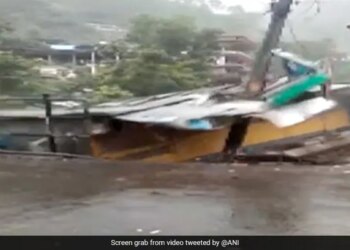 Himachal Pradesh Cloud Burst Abandoned Shop Collapsing During Flash Floods In Kullu Watch Hair Raising Video