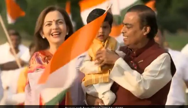 Mukesh Ambani Along With His Wife And Grandson Celebrates Independence Day