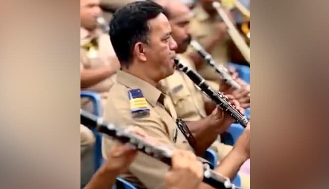 Mumbai Police Band Plays Mach Gaya Shor On Janmashtami Watch Here