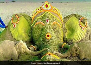 Ganesh Chaturthi 2022: Beautiful Statue Of Lord Ganesha Made By Sand Artist Sudarshan Patnaik