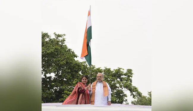 How Union Ministers Celebrated Har Ghar Tiranga Campaign See In Pics