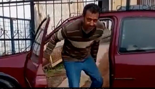 Anand Mahindra Got Confused Ask Question About Man Unique Jugaad For Car See Viral Tweet And Jugaad Video