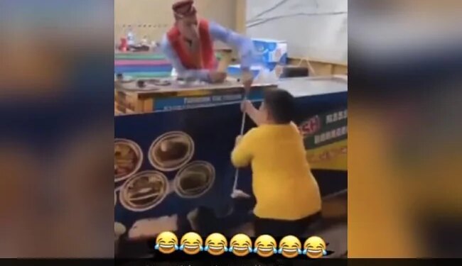 Little Boy Fights Turkish Ice Cream Seller During Fun Trick See What He Did In Viral Video